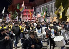 Cacerolazo en Río Gallegos: gremios estatales intensifican el reclamo por paritarias